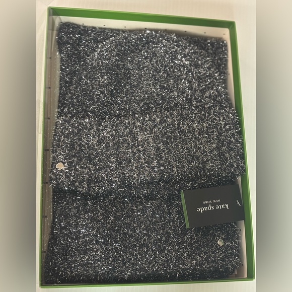 KATE SPADE METALLIC BEANIE & SCARF BOXED GIFT SET IN GUNMETAL - Picture 4 of 7